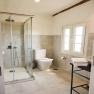 images/MadeiraCarousel/bathroom2_copy.jpg